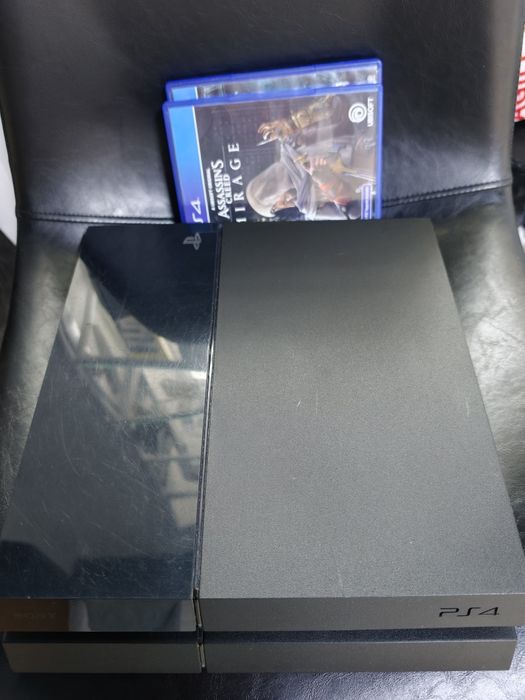 Playstation 4 cu 2 manete * Garantie *