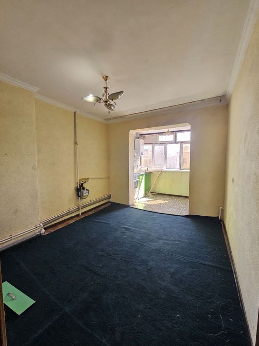 Квартира сотилади срочно