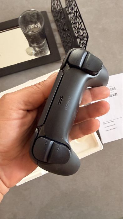 Чисто нов Dual sense контролер за PS5 DEATH STRANDING™ 2 Limited edition