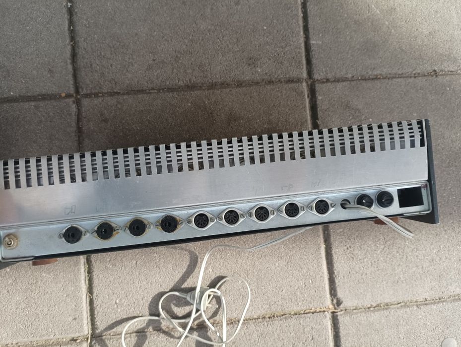 Професионални колони с усилвател GRUNDIG, SUPER HIFI Box 550.