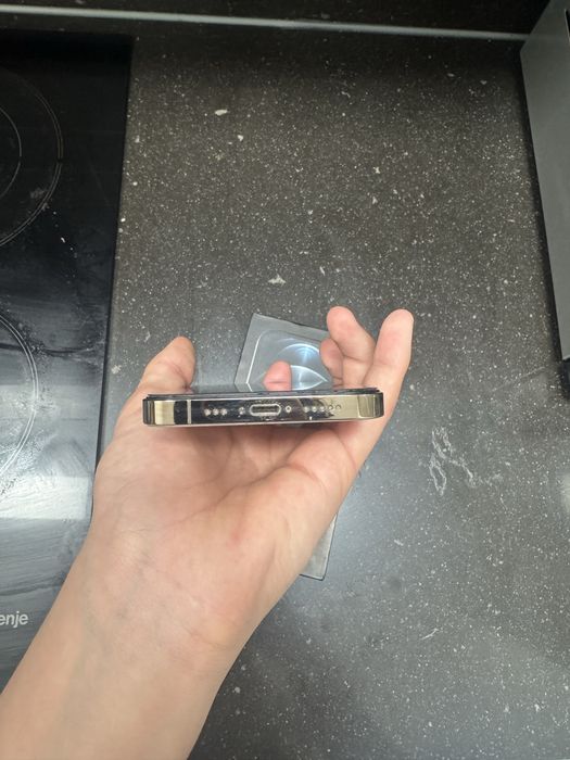 Продам айфон 12 про, в идеальном состоянии!