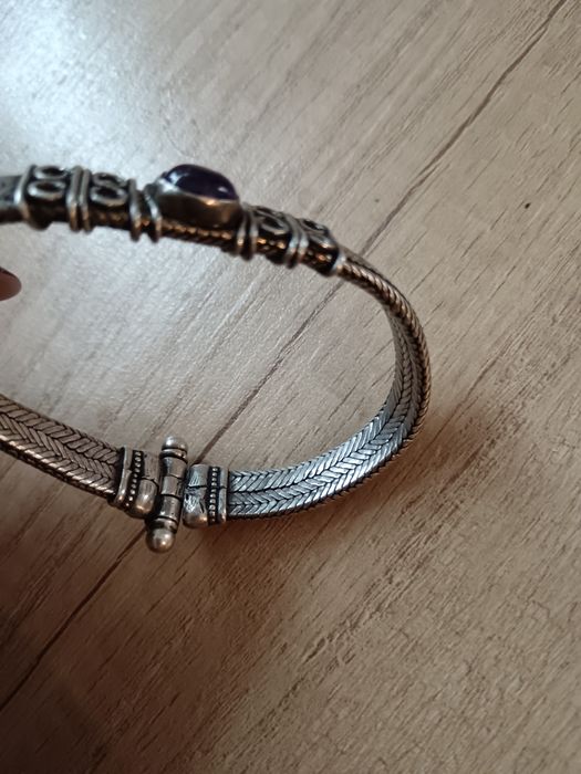 Brățară foarte veche lucrata manual cu piatra ametist