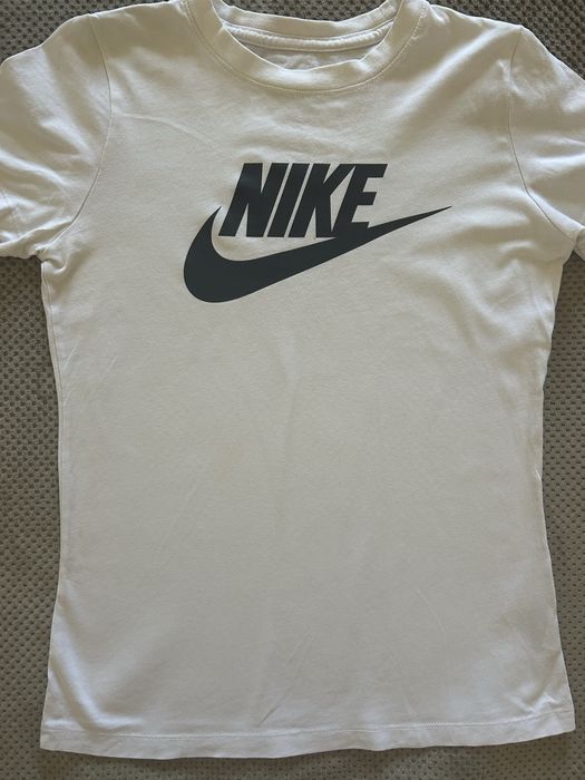 Тениски Nike размер xs