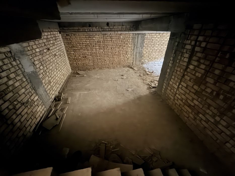 ПРОДАЁТСЯ КОТТЕДЖ — есть потенциал для создания уютного дома.