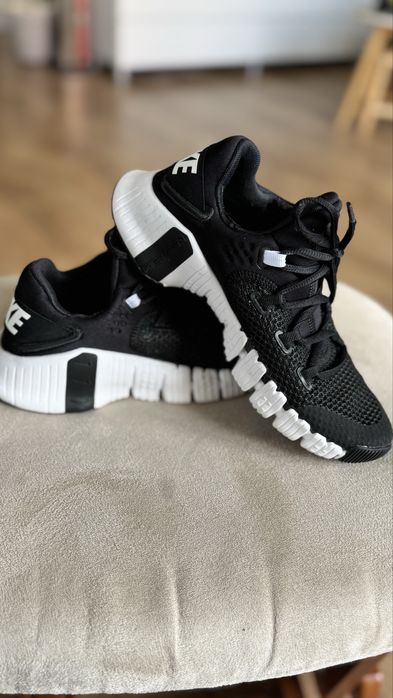 Adidasi Nike Free Metcon 4