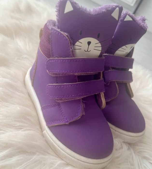 Pantofi sport mărimea 24 căptușiți