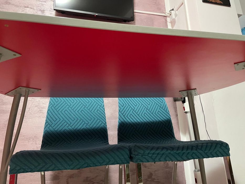 Vând masă bucătărie