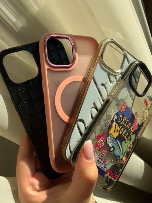 Продавам iphone 15