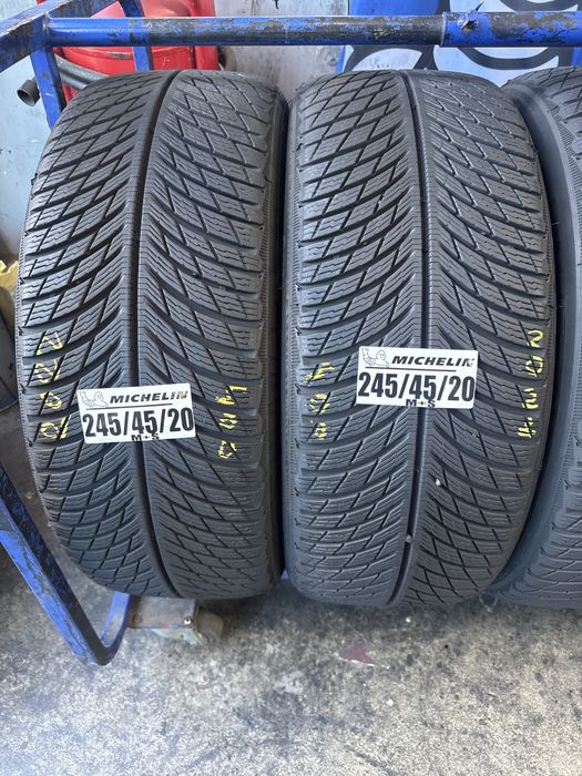 245/45/20 Michelin M+S