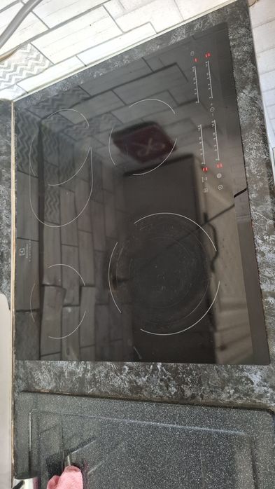 Электрическое варочная плита.