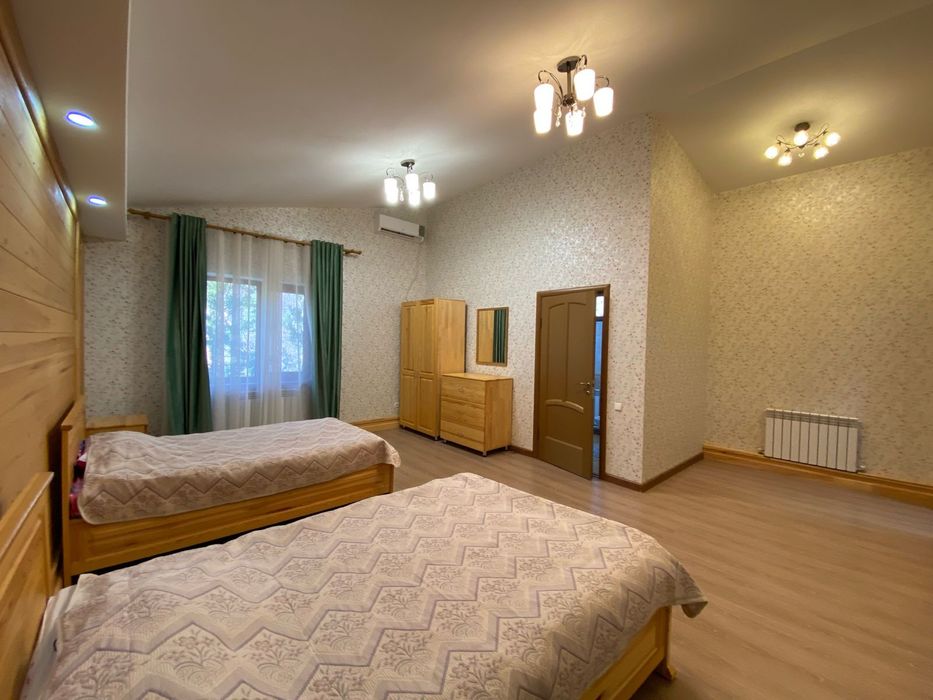 Сдаётся большой коттедж посуточно