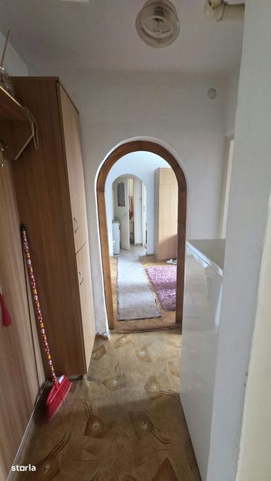 Apartament 3 camere de vanzare – Aleea Humulesti