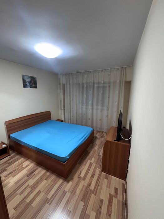 Vand apartament 2 camere decomandat