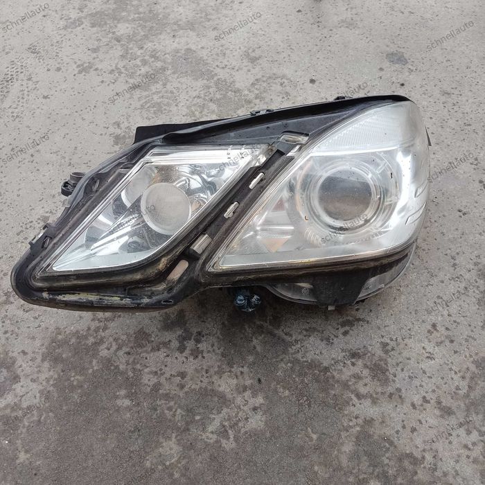 Far stanga xenon Mercedes Benz E Class  W212 2012