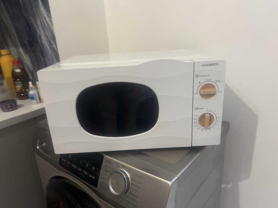 Продам микроволновую печь