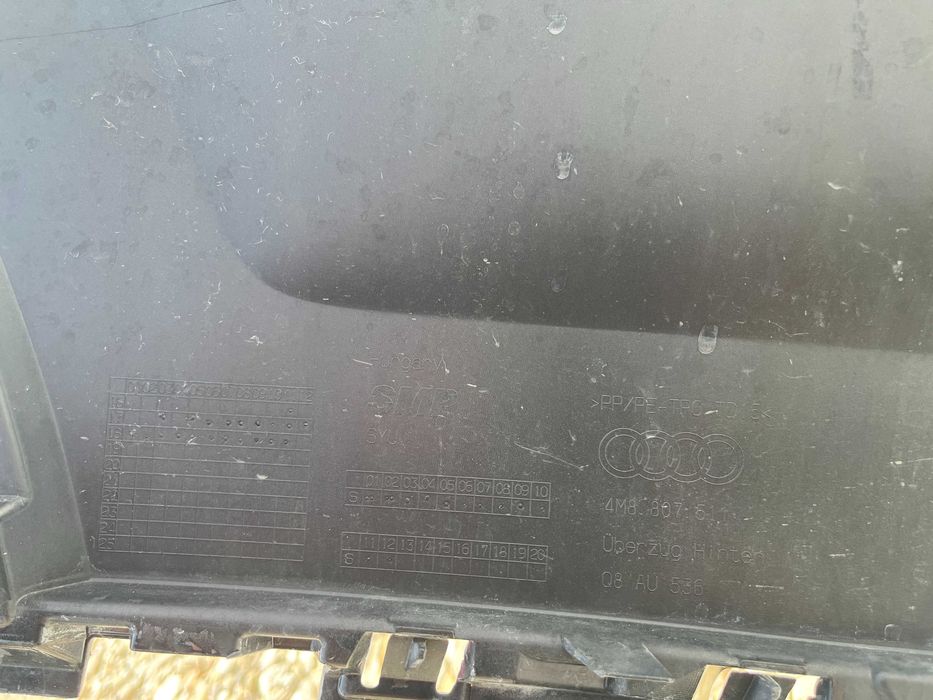 Bara spate Audi Q8 dupa 2018 originala cod 4M8807511