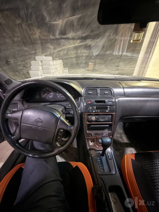 Nissan Maxima 32