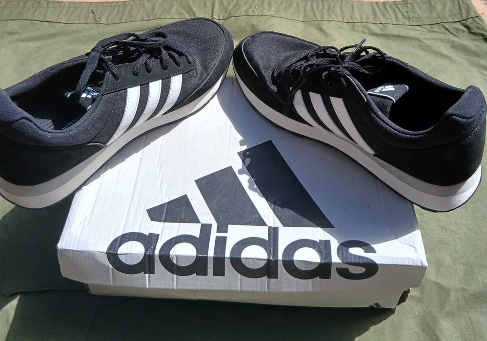 Adidas Run, NOU, marime 44, fara eticheta