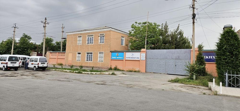 Инвестиция учун ажойиб имконият! 45 сотих нотурар жой сотилади.