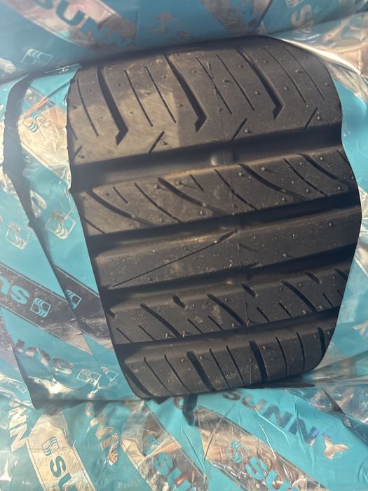 Шины новые 185/70 R14 Sunny