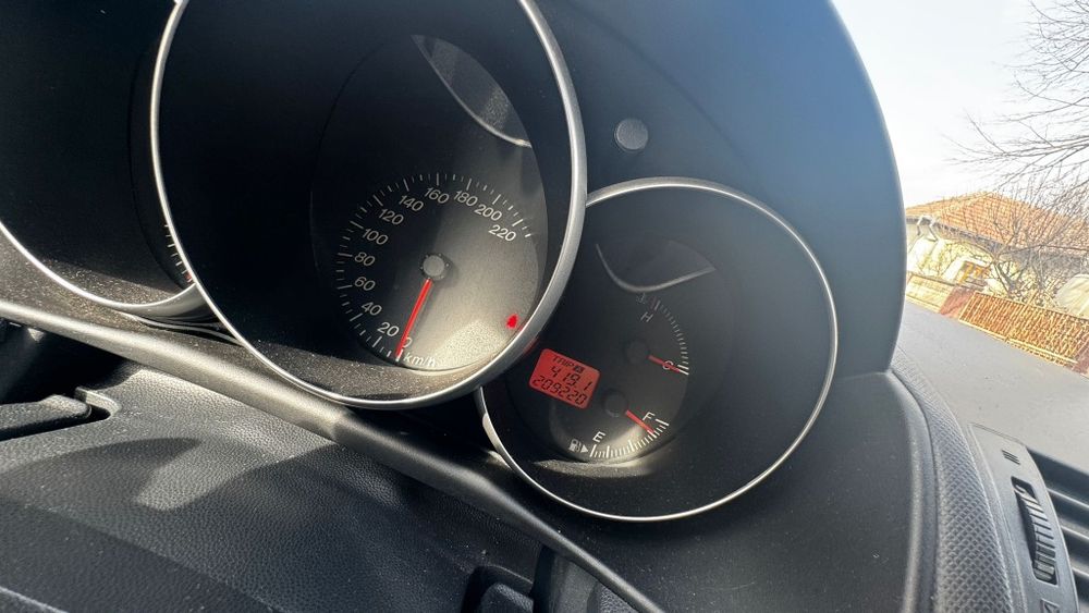 Vand Mazda 3 1.4