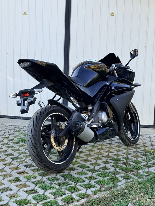 Yamaha YZF R125 (A1 16 ani )