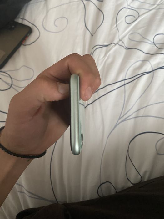 iphone 11 simplu