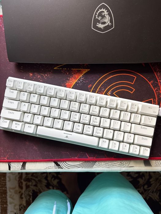 tastatura mecanica wakizashi-2 white shark