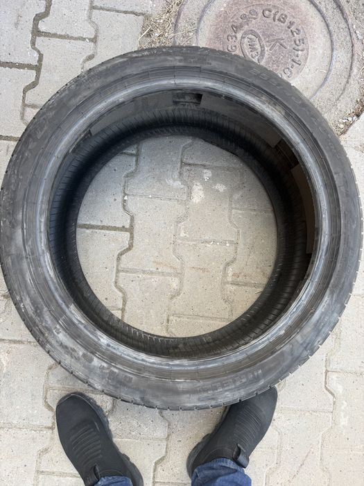 Шины 255/40/20 - 2 шт