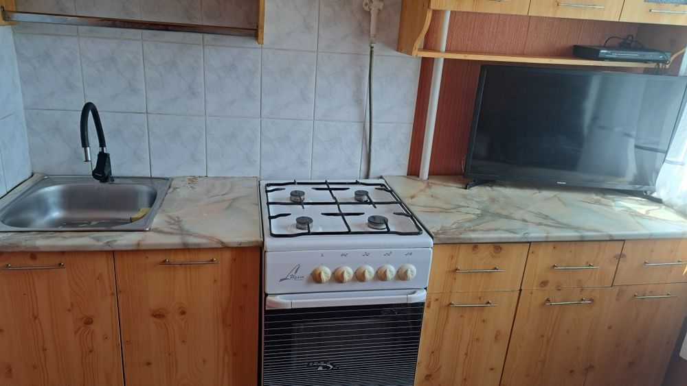 Кухонный уголок с обеденной зоной