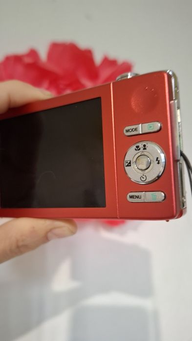 Sanyo T1496 Компактет дигитален фотоапара