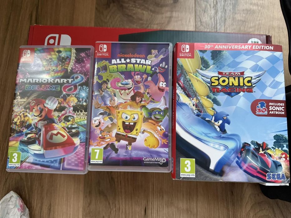 Nintendo Switch- пълен комплект, в отлично състояние!!!