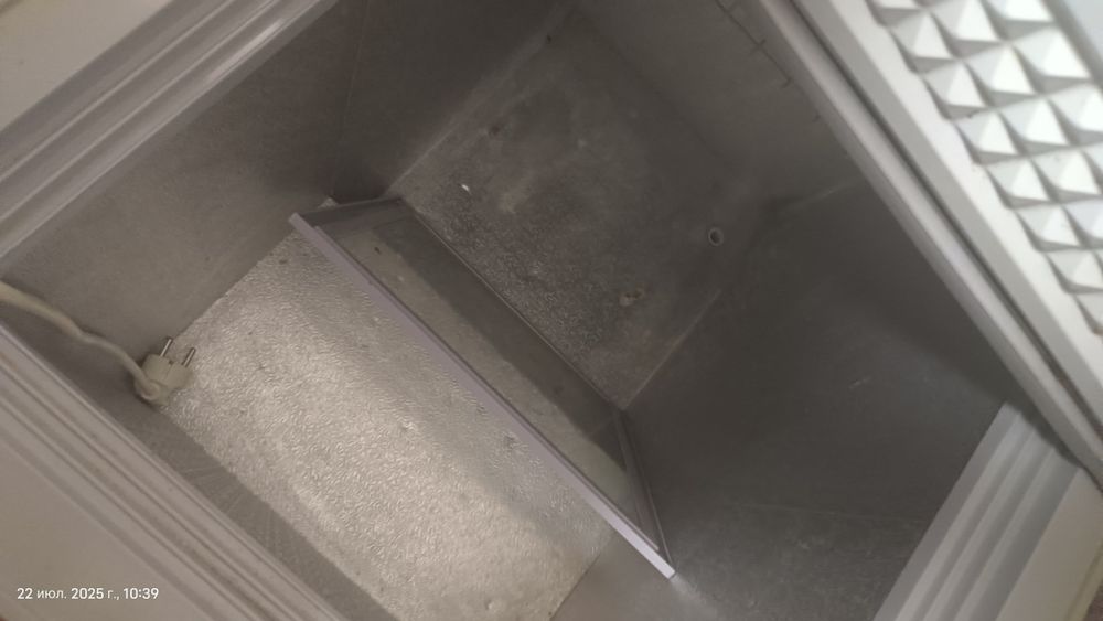 Продам морозильную камеру