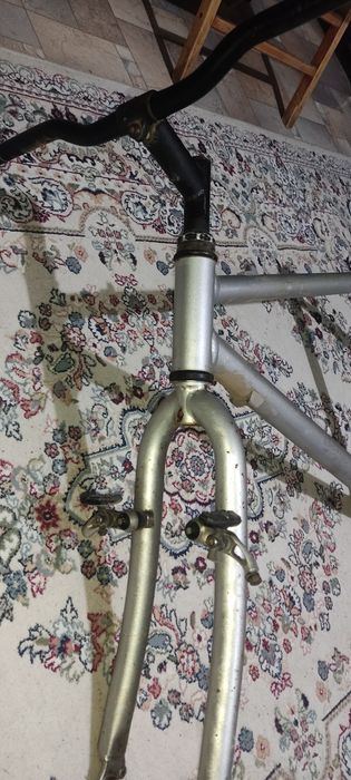 Продам      раму