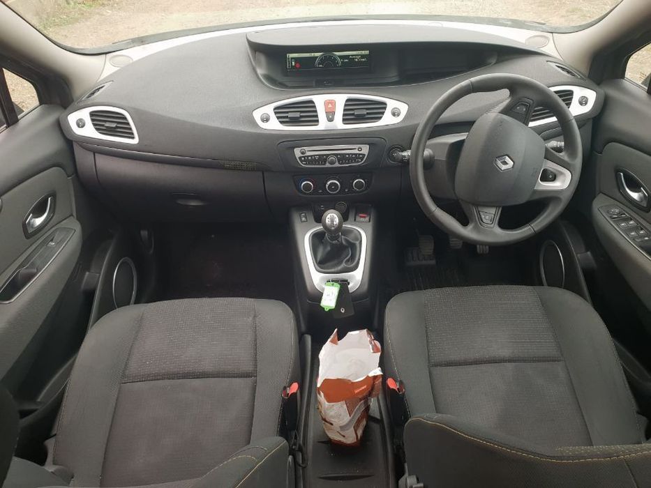 bara fata spate capota trager calandru armatura haion portbagaj grila radiator masca Renault Grand Scenic 3 2009 motor 1.5dci 109cp k9k dezmembrez dezmembrari