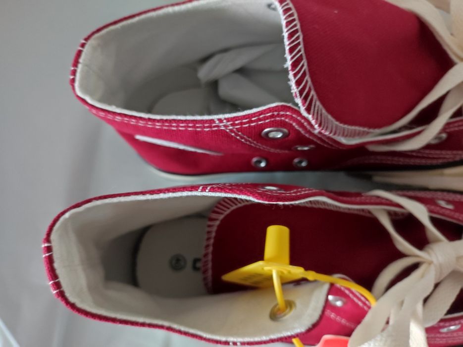 Продам кеды converse