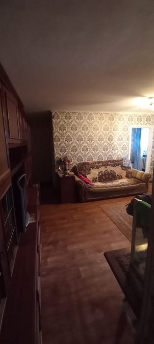 Сдам квартиру 3 комнатную
