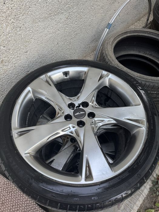 Диски с резиной  Genesis