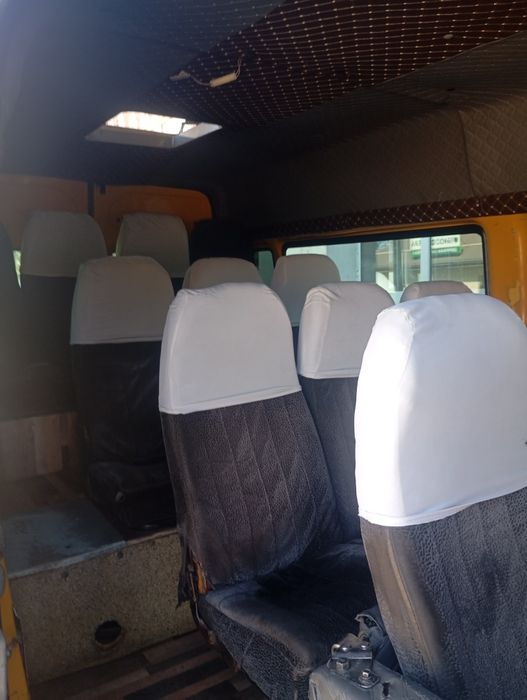 Микроавтобус Форд транзит