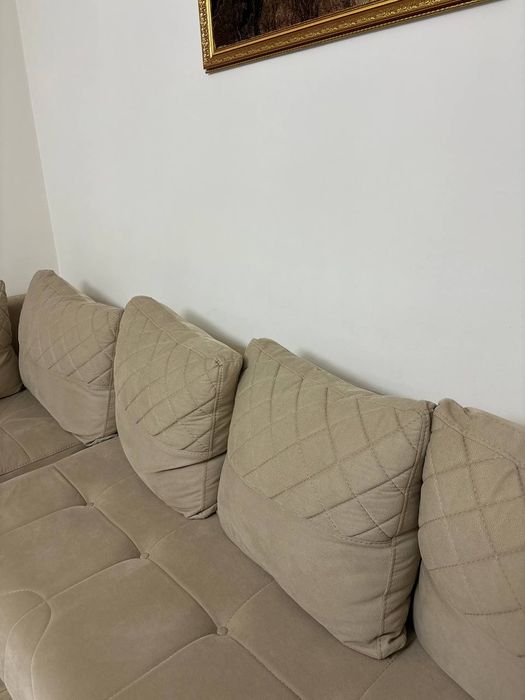 Диван Г образный