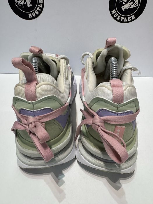 Маратонки NIKE AIR MAX FURYOSA . Номер 38.5