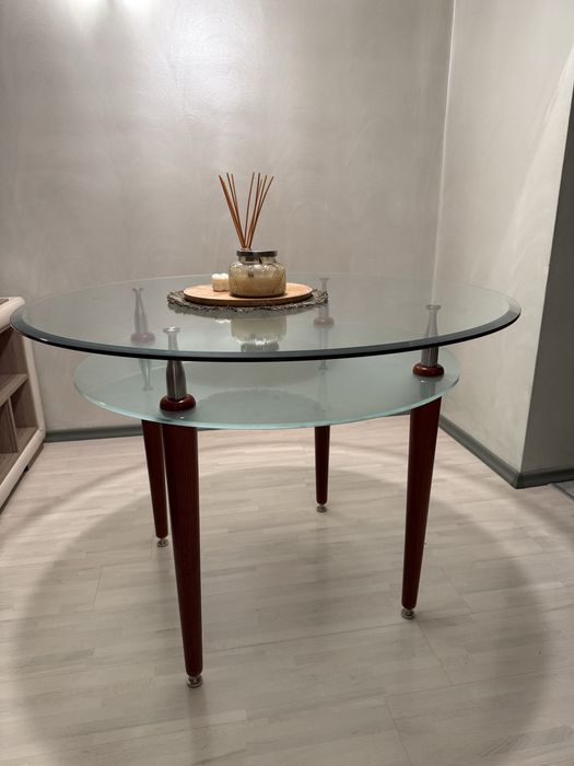 Трапезна маса + 4 стола ПОДАРЪК