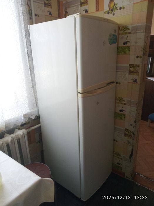 Холодильник LG, бу