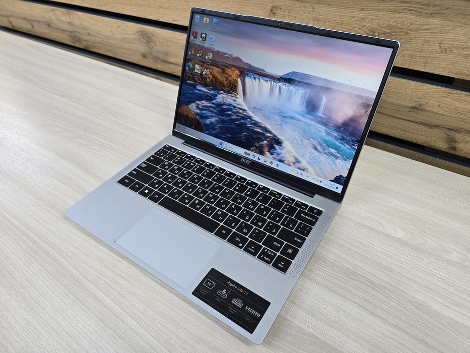 Acer, Core I3-12Th, RAM 8Gb, SSD 512Gb, Full HD IPS