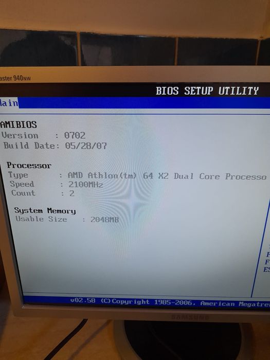 Unitate Asus +monitor Samsung