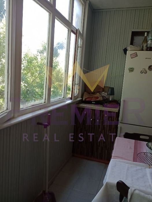 Продава се Четиристаен апартамент в Варна, Възраждане 4 - 105 кв.м за 1896 €/кв.м - Снимка #8