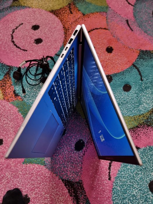 HP elitebook 860 g10 16 inch i5 1335u