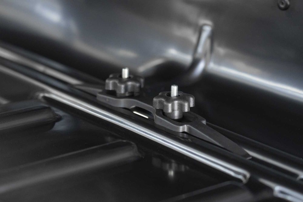 Cutie portbagaj Menabo Marathon Dark 400, 164x79x36cm