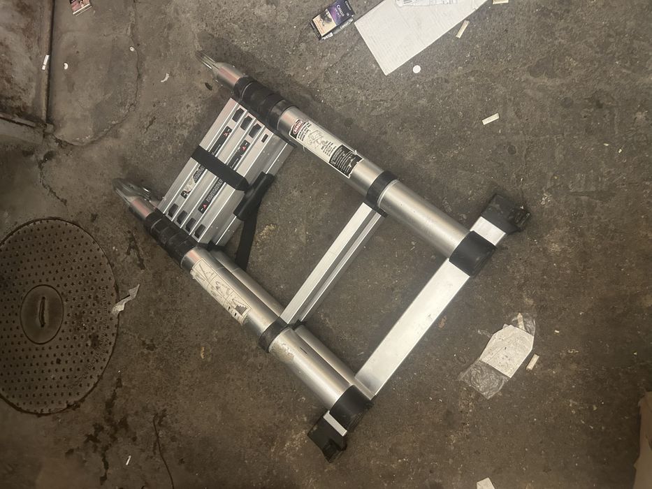 Scara din aluminiu de 4 metri