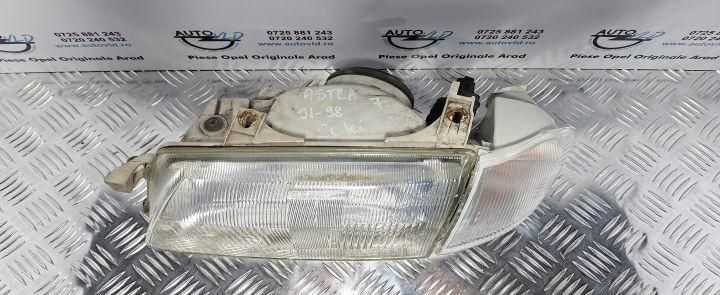 Far cu semnalizator stanga Opel Astra F